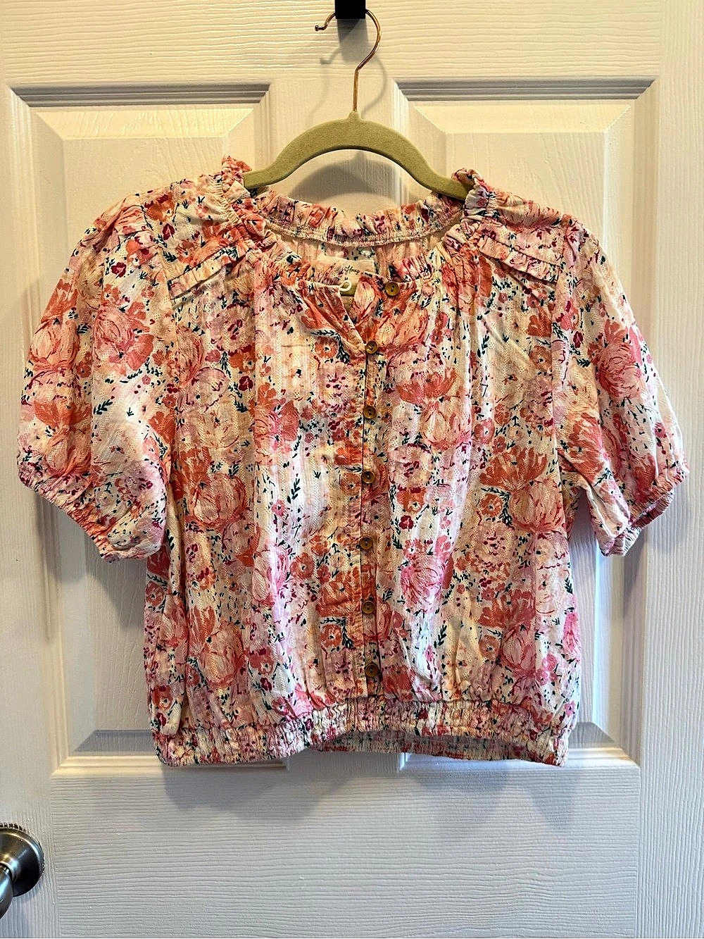 Sweet Honey bubble Blouse in Pink & White Size Medium Like New